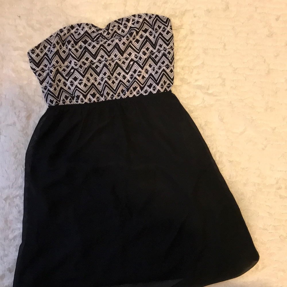 Strapless dress